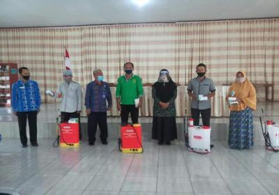 Cegah Penyebaran Covid-19, Pemdes Bilalang I Berikan Alat Pengukur Suhu untuk BTM